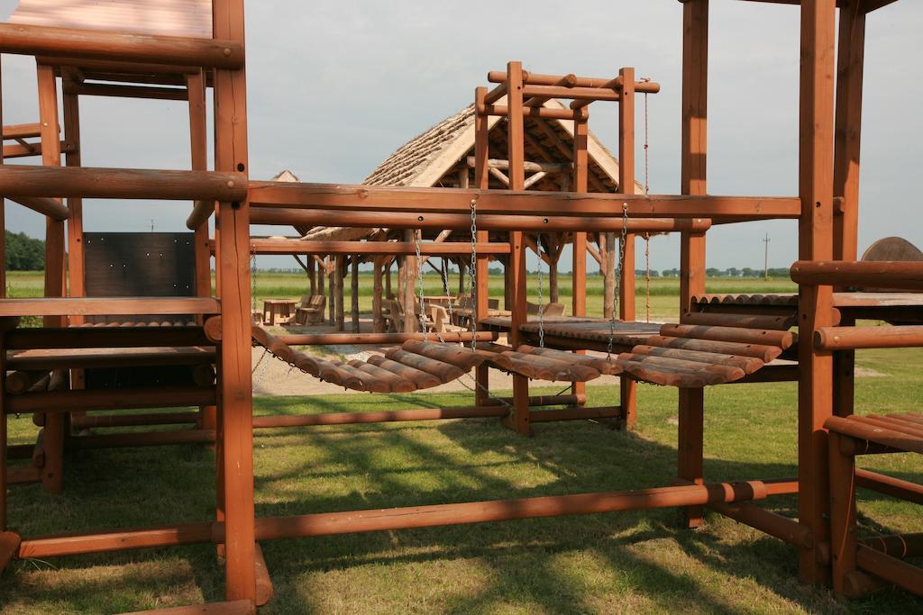 Motel Klara Sobotka  Ngoại thất bức ảnh
