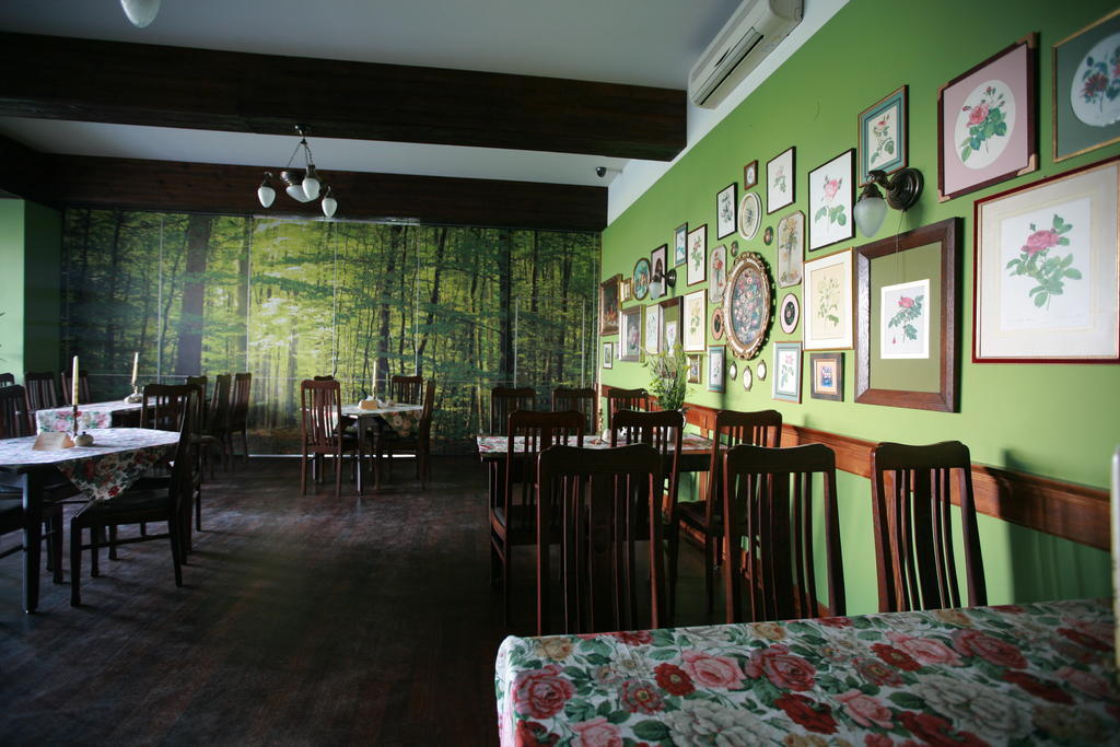 Motel Klara Sobotka  Ngoại thất bức ảnh
